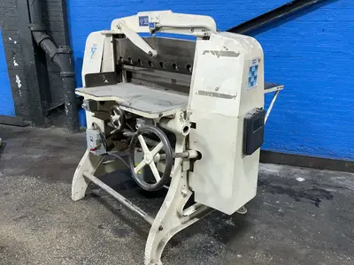 Used SPECIAL TOOL ENGINEERING COMPANY CUTTER Paper Cutters Ohio US | HGR 24 #1345172
