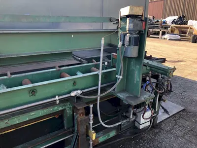 20' SUTTON POWERED INFEED & OUTFEED CONVEYORS / RACKS: STOCK #16743