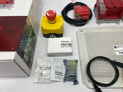 NEW ALLEN-BRADLEY SER. A GUARDMASTER SAFETY RELAY START. KIT
