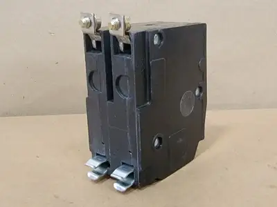 USED SQUARE D QOB240