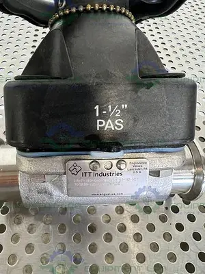 USED ITT 1.5-F-419-8-0-TM CWP 150 DIAPHRAGM VALVE W/ 1 1/2" SANITARY FITTINGS