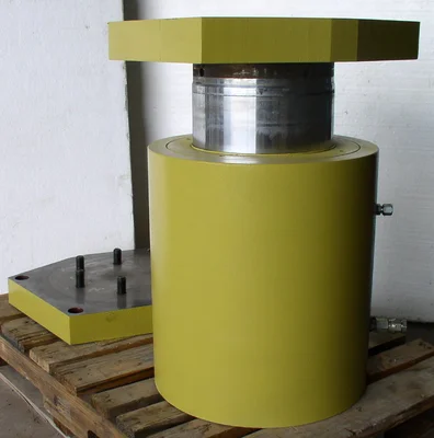 565 Ton Atlas / Parker Hydraulic Cylinder; 5" stroke; 12" bore, 9" rod; 10,000 psi