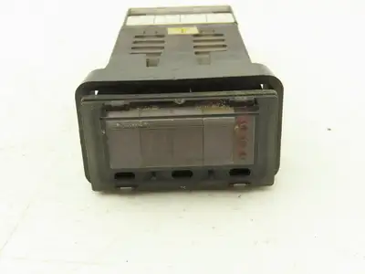 Watlow 935A-1CD1-AA0R Temperature Controller 24V 8VA Broken Cover
