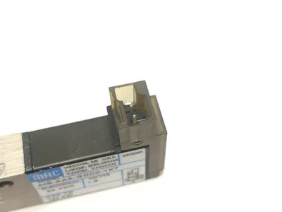 44B-AAA-GDCC-1KT | MAC Valves  Solenoid Operated 4-Way Poppet Valve 24V 10-32 Ports - Used