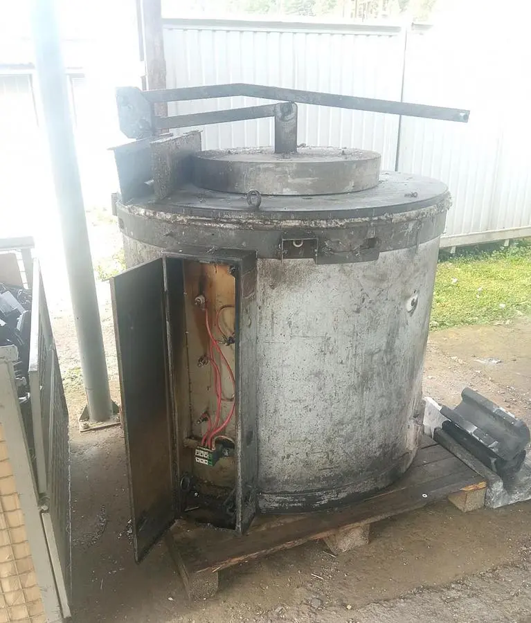 Used - 200 KG Melting Electric Arc Furnaces CZ | Amaron s.r.o. #1060731
