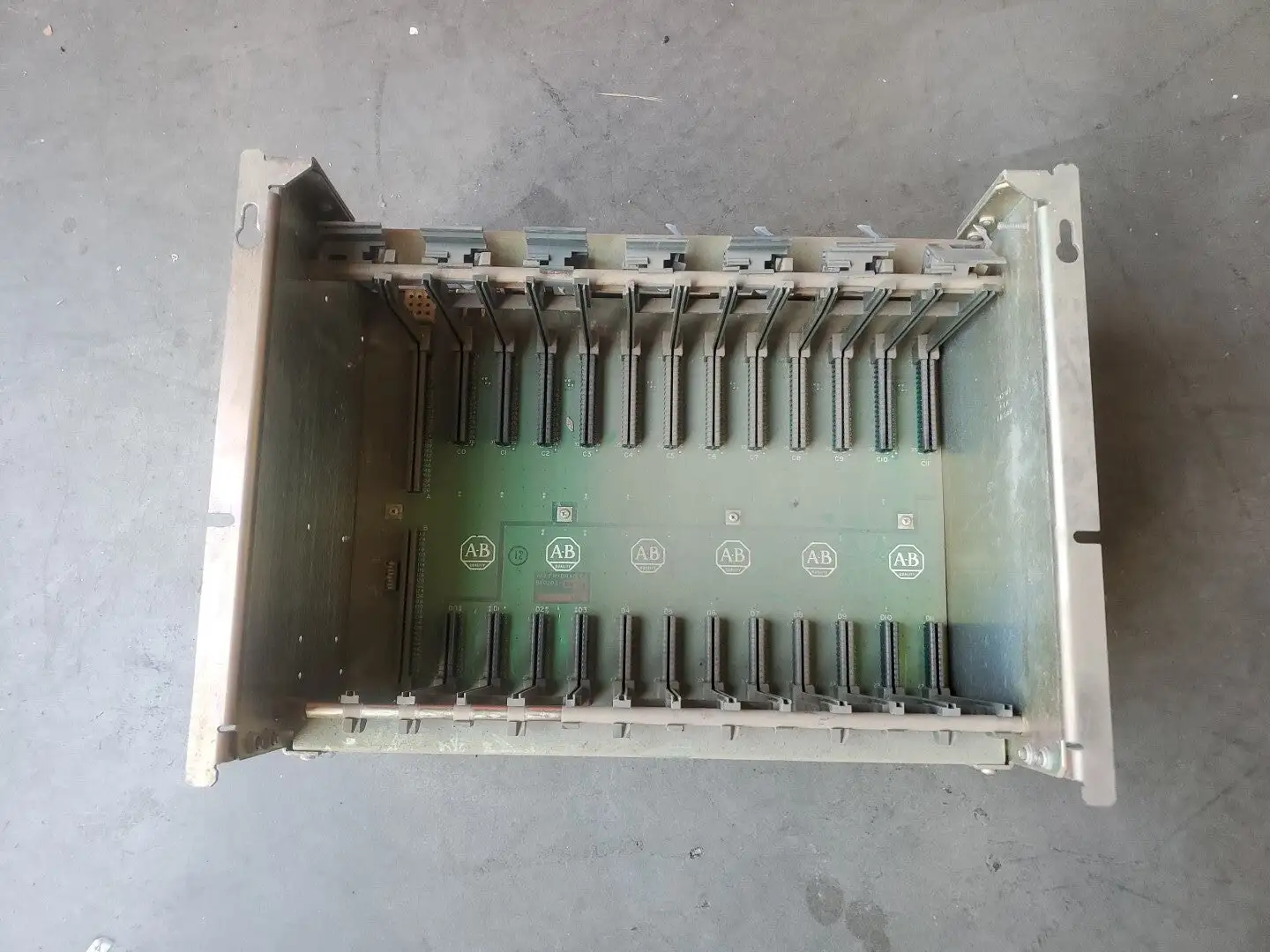 Used Allen-Bradley 1771-A3B PLC Chassis South Carolina US | Palmetto Automation #1505451