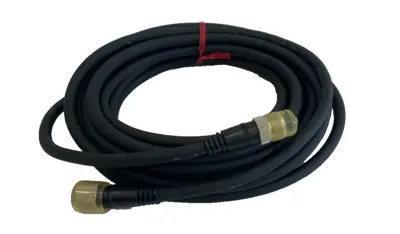 NEW KEYENCE PJ-VC5R CONNECTOR CABLE PJVC5R