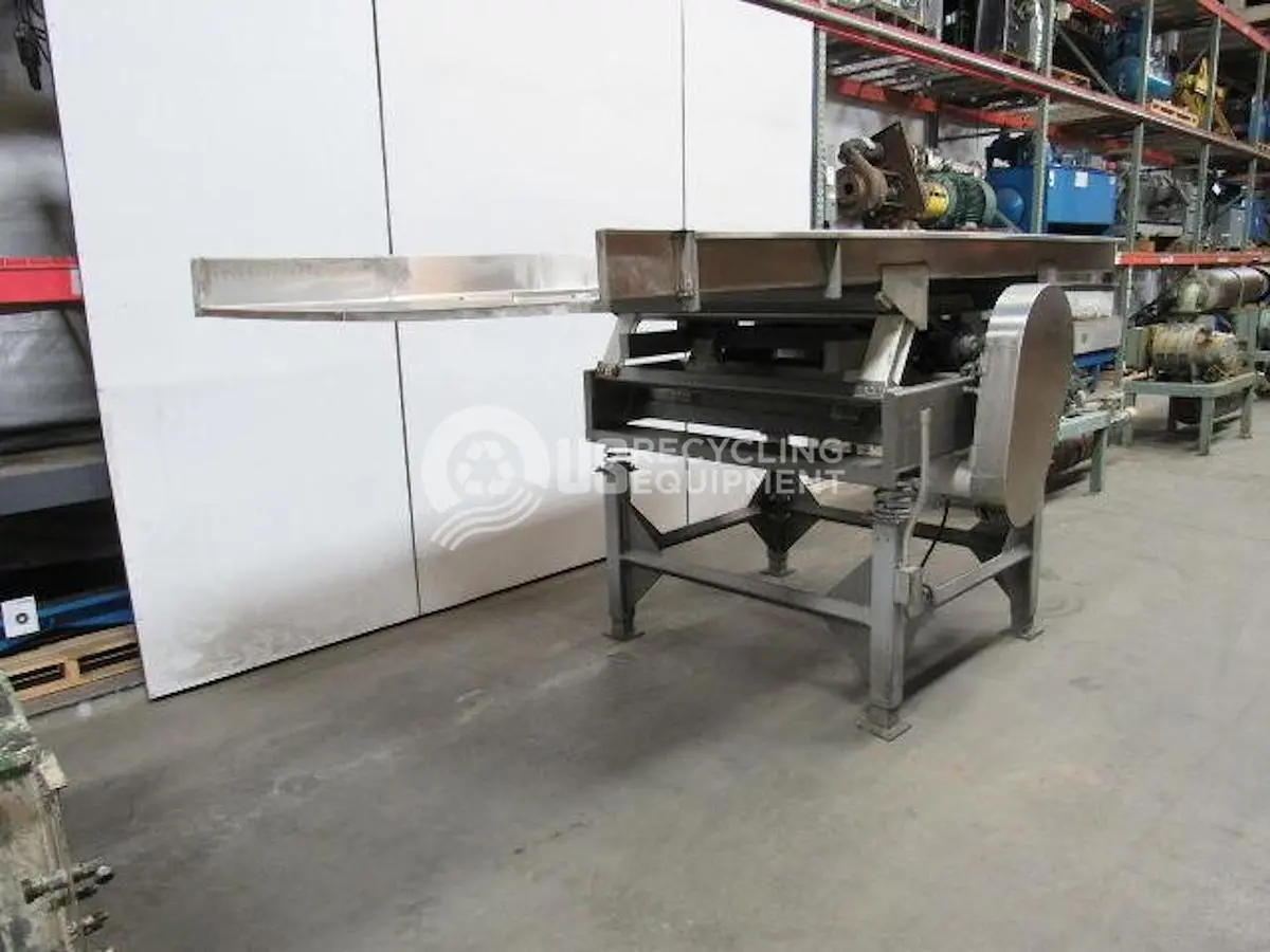 USED 1992 GRIFFIN & COMPANY 3560G VIBRATORY FEEDER CONVEYOR