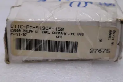 NEW MAC 811C-PM-613CA-152 SOLENOID VALVE 4-WAY SINGLE SOLENOID - STOCK H1431A