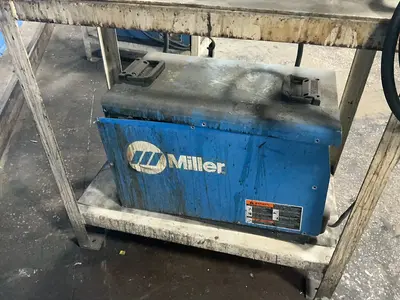 USED MILLER INVISION 456MP