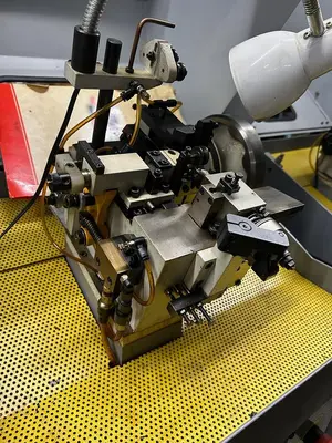 8591-100 MCA Single Curb Chain Making Machine, Model RP006
