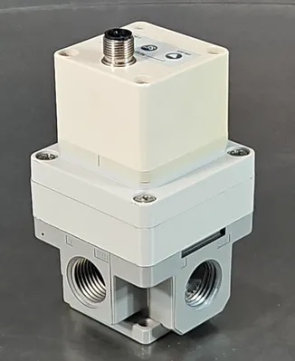 SMC ITV3050-04N4CL Pneumatic Pressure Regulator. 6E-8