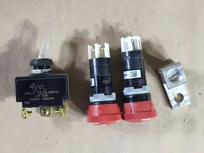 NEW SQUARE D 8911DPSG43V07
