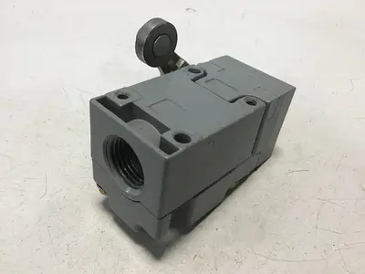 USED SQUARE D 9007-C52B2