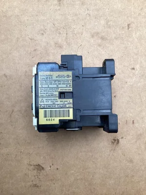 Fuji Electric SC-5-1 Magnetic Contactor; 4NC0H0; 20A 600V
