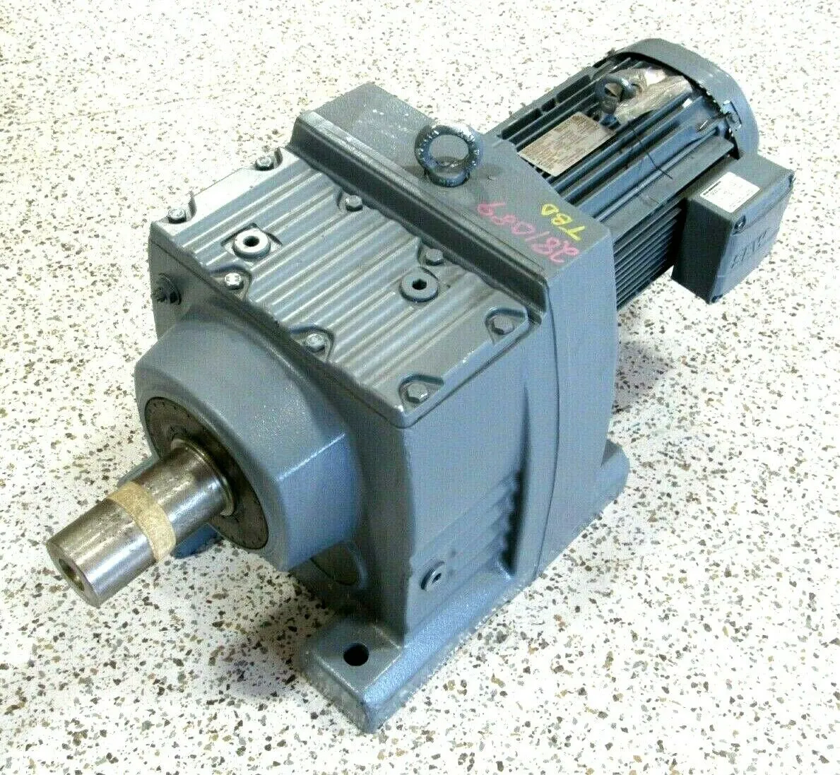 NEW SEW EURODRIVE R97 DRN100L4 GEAR MOTOR 4HP 19678 R97DRN100L4
