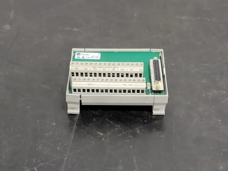 Used ALLEN-BRADLEY 1492-AIFM8-3 Misc Electrical & Power Parts British Columbia CA | Lenmark #251426