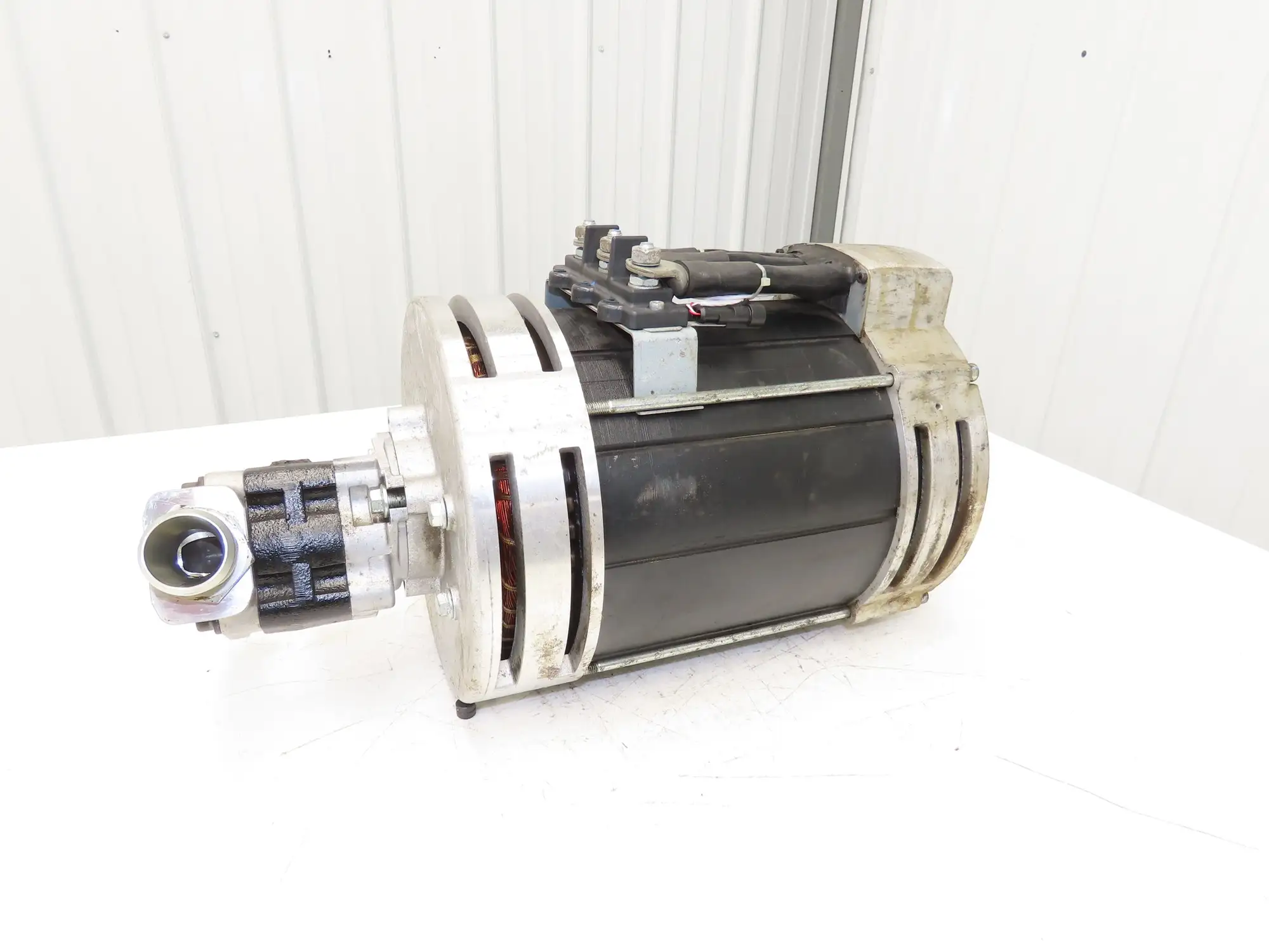 Hyster 8817195 Forklift Hydraulic Motor 48V & Pump 8804229 Removed From E100XN