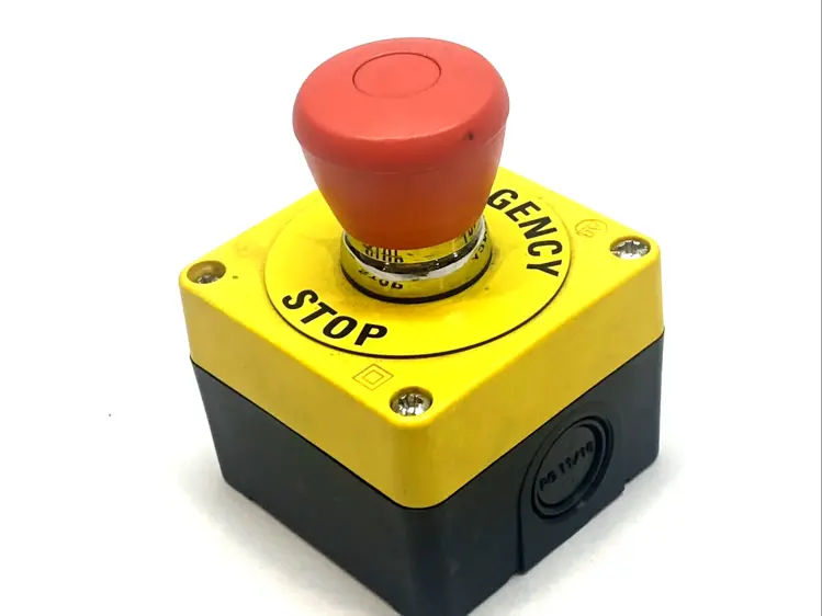 Used ALLEN-BRADLEY PUSH‑PULL EMERGENCY STOP BUTTON Misc Industrial Equipment | Maverick Industrial Sales #1105706