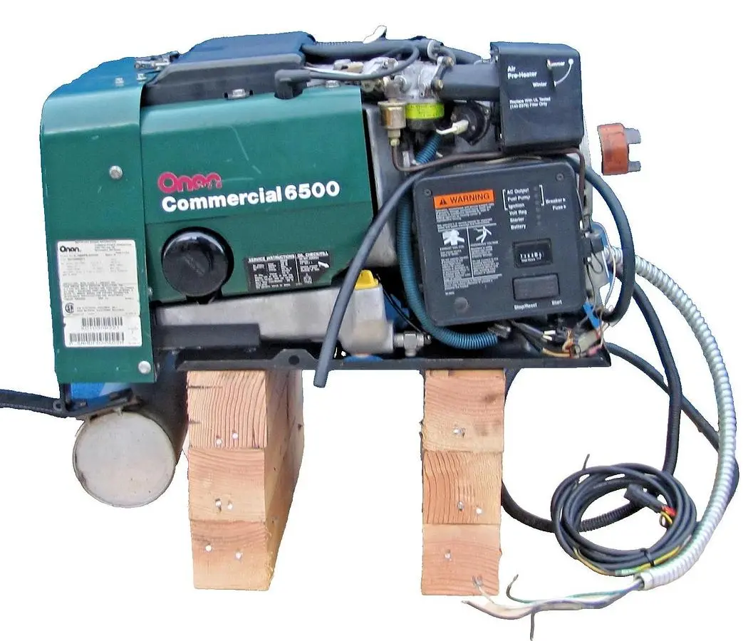 Onan Emerald Plus 6500 Watt RV Generator Gasoline Powered 120V Output 54.2 Amps