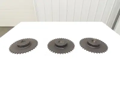 Martin 60B36H Sprocket #60 Roller Chain 36-Tooth 1-7/16" Bore Lot of 3