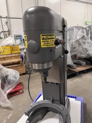 USED 2003 HOBART M802
