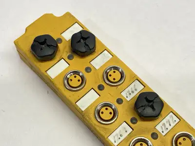 Used Turck Passive Junction Box 8-Port x M8 3-Pin, U0943-62 PLC Processors Michigan US | Maverick Industrial Sales #1394298