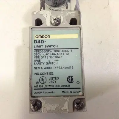 USED OMRON D4D