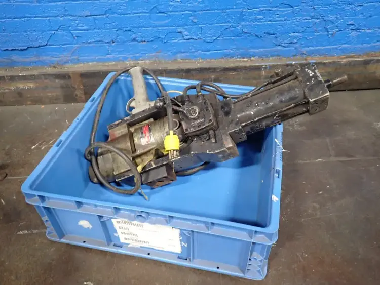 Used MILWAUKEE 42971 Power & Hand Tools (Misc) | HGR 24 #750181