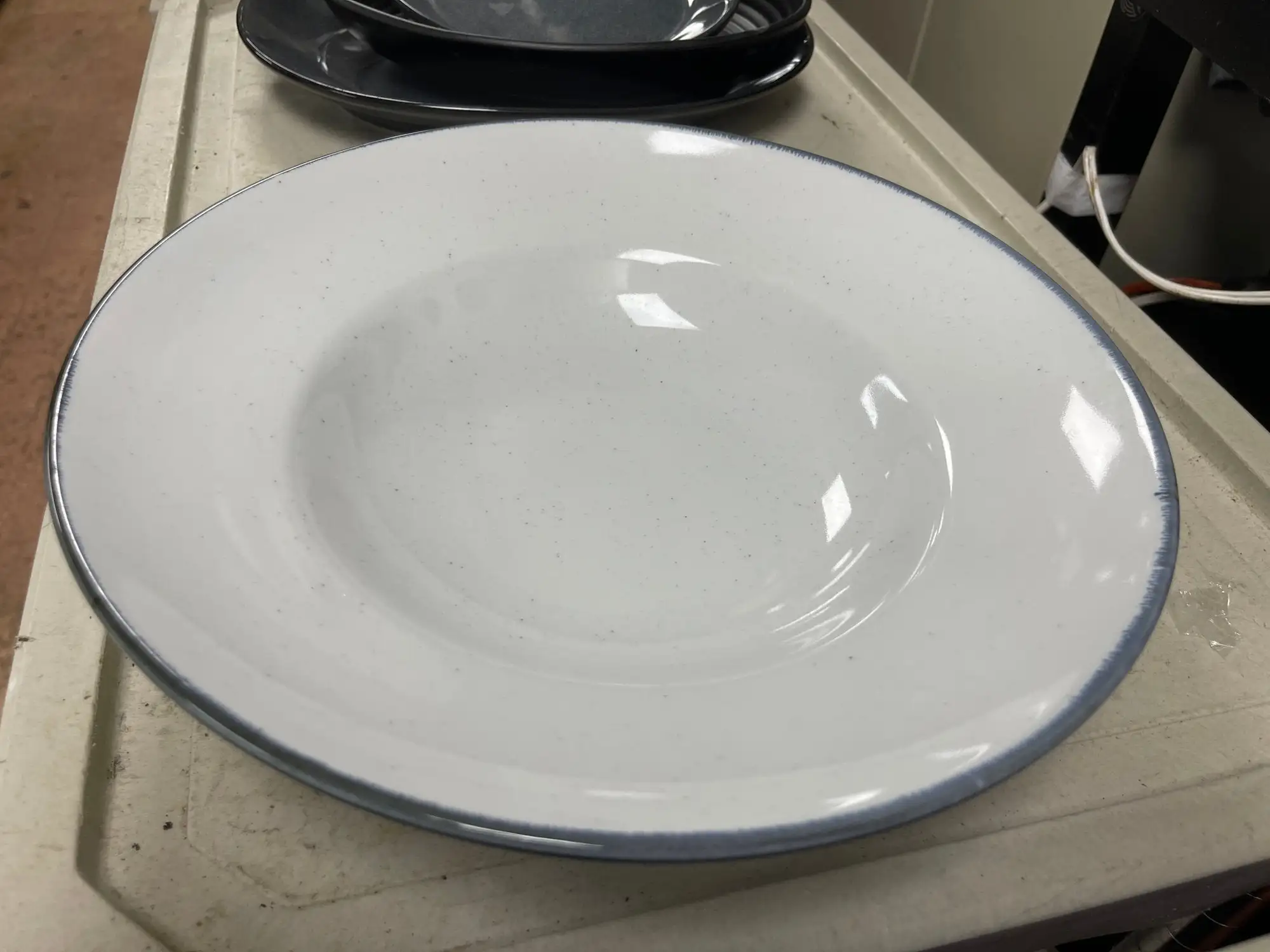 Used Tuxton Used 12"Tuxton 21 Ceramic Serving Bowl - WO1 Smallwares Illinois US | Falcon Restaurant Supply #1375387