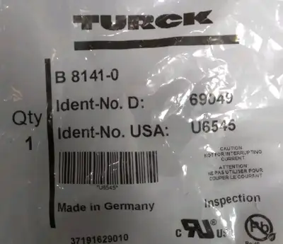 TURCK B8141-0 Proximity Switch Sensor 4-Pin Loc5B5/3