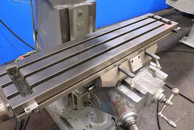 ALLIANT Vertical Milling Machine, Model 42VC