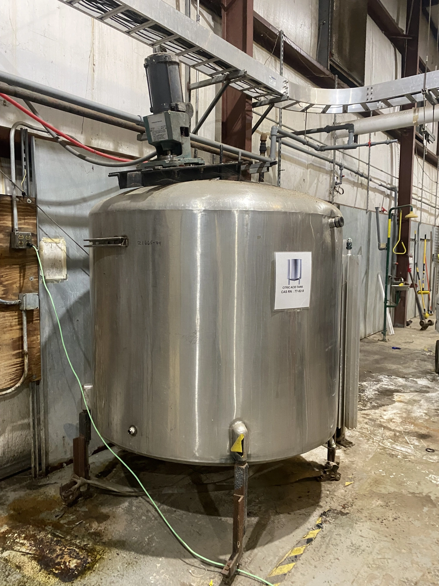 600 Gallon Vertical Stainless Steel Mix Tank, 4' Dia. X 4'2" High
