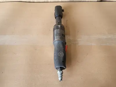 USED CHICAGO PNEUMATIC CP7830Q