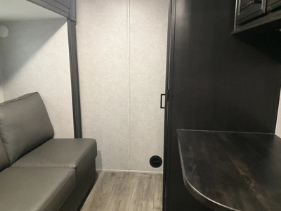 Used 2021 HIGHLAND RIDGE MESA RIDGE Campers, Caravans, Motorhomes Michigan US | Miedema Asset Management Group #1579962