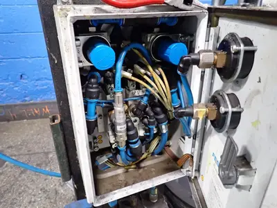 8 Bar Adhesive Dispensing System