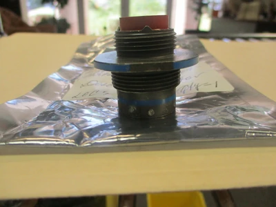 NEW Amphenol 88-572769-198