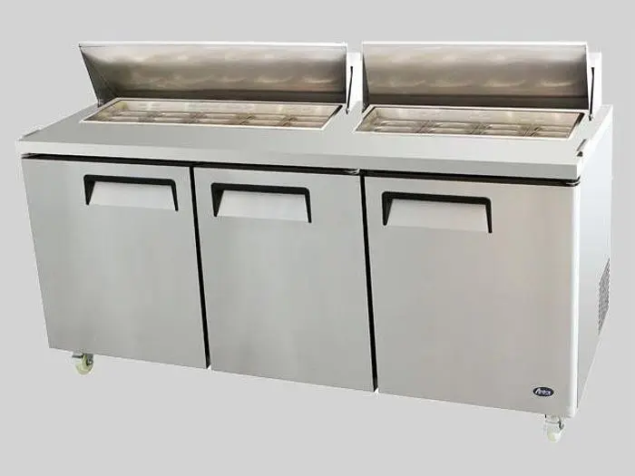 72.7" SANDWICH PREP TABLE