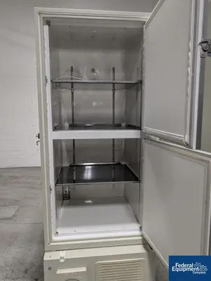 USED Panasonic Panasonic ULT Freezer, Model MDF-U56VC