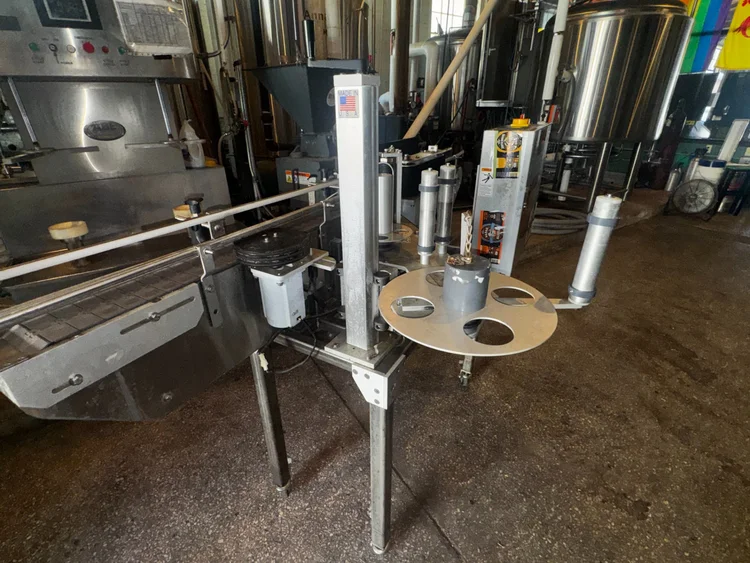 Used _UNKNOWN_ _UNKNOWN_ Pressure Sensitive Labelers Indiana US | Brewhouse Equipment Group #1383914