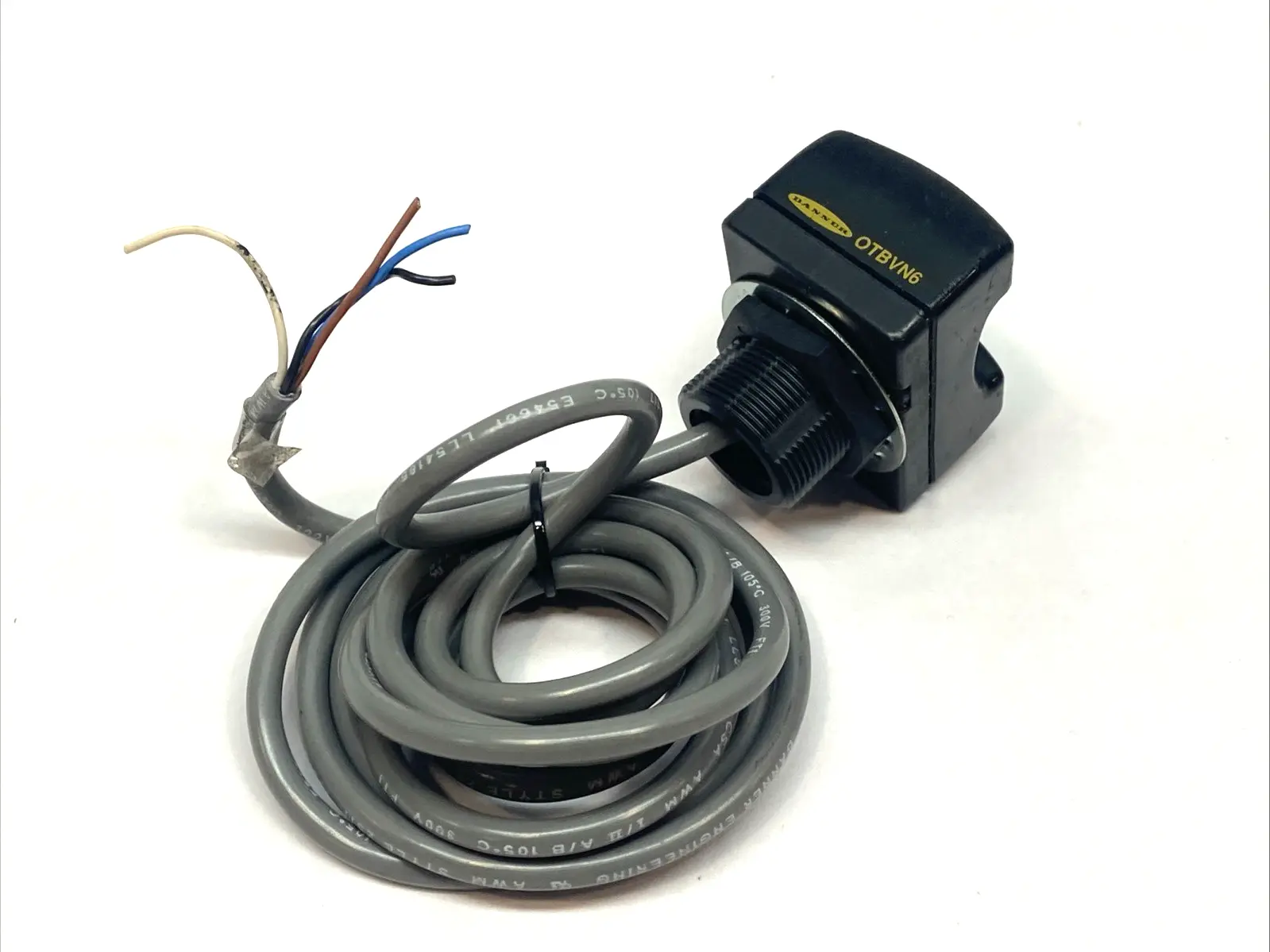Used Banner Momentary Action Touch Button 28591 CUT CORD NO GUARD Relays & Switches Michigan US | Maverick Industrial Sales #1402039