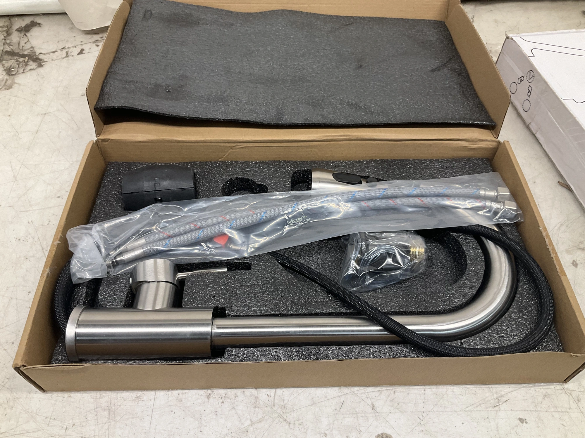 Used _UNKNOWN_ _UNKNOWN_ Faucets / Sprayers Michigan US | Miedema Asset Management Group #1307990