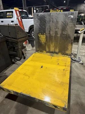Used MAX _UNKNOWN_ Pallet Lifters Ohio US | Yoder Brothers machinery #1323253