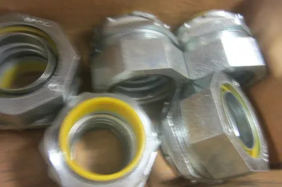 5 NEW HUBBELL 3516 STRAIGHT CONNECTOR