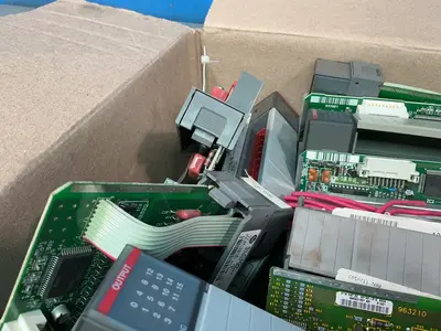 Used ALLENBRADLEY 1746OA16 PLC Input & Output Ohio US | HGR 24 #1507696