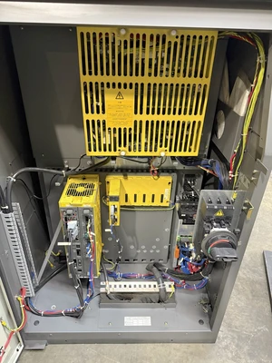 USED FANUC M-710IC