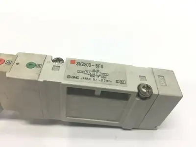 Used SMC SV2200-5FU Solenoid Valves Michigan US | Maverick Industrial Sales #1401345