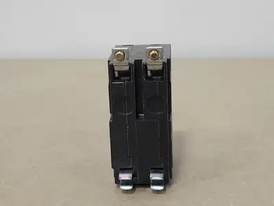 NEW SQUARE D QOB260