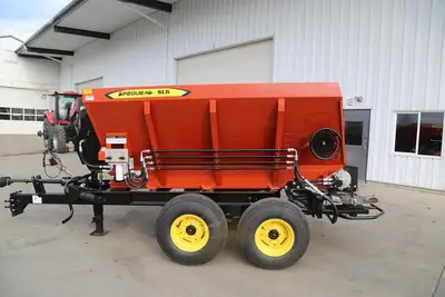 New | in-Stock 2026 PEQUEA SL6 Dry Spreaders Pennsylvania US | Zimmerman Farm Service #1409985