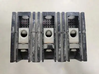 USED SQUARE D FHL36100